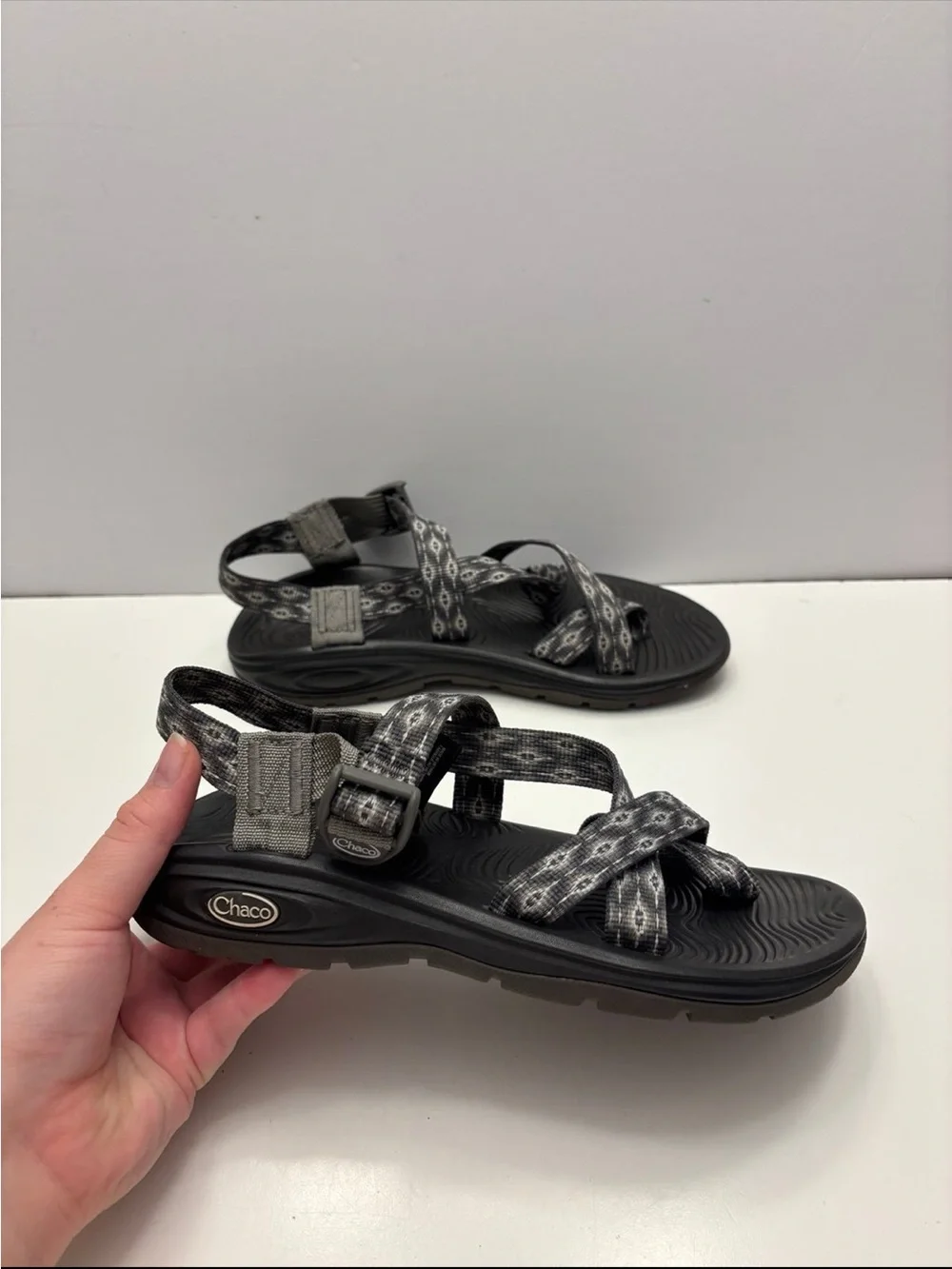Women’s Chaco Zvolv X2 Sandal Size 8